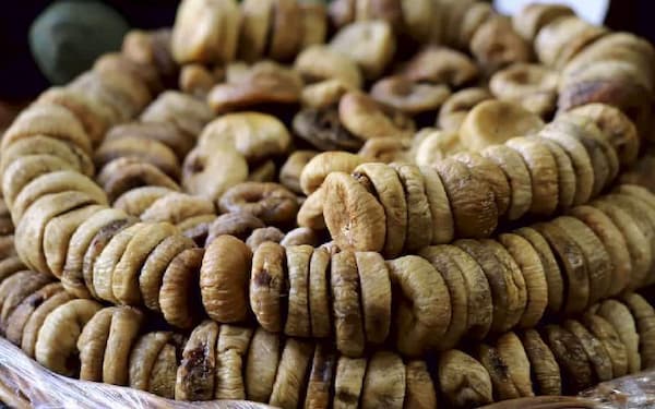 تصویر 4 از انجیر خشک گلستان مناسب تهیه دمنوش و خوراکی‌ های سنتی